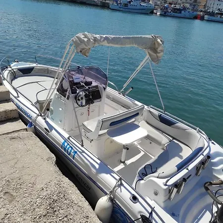 Casa Nave 4* مونوبولي