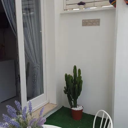 Casa Nave Couette-café Monopoli