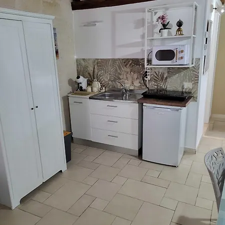 Casa Nave 4*