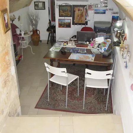 Casa Nave 4*