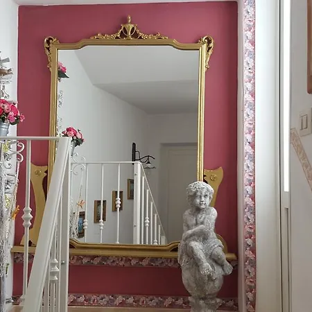 Casa Nave 3*